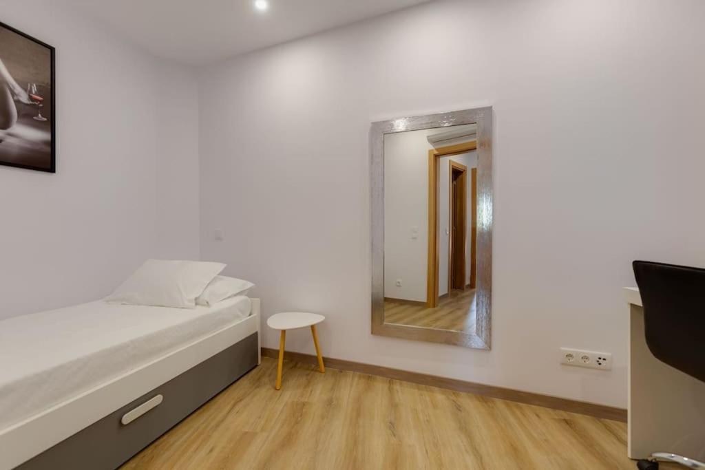 Yollaapartment Lagos Exterior photo