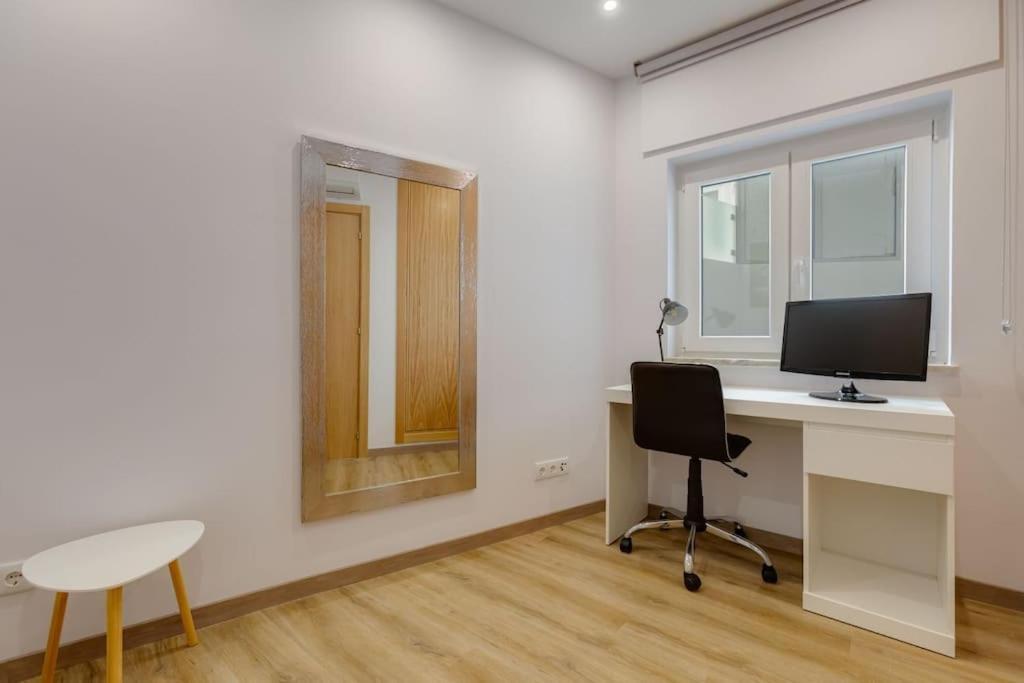 Yollaapartment Lagos Exterior photo
